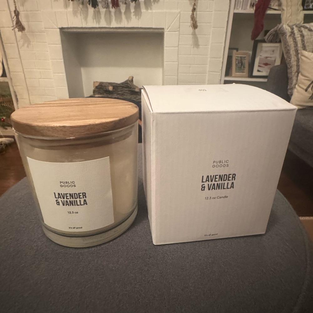 Public Goods candle - Picture 2 of 5